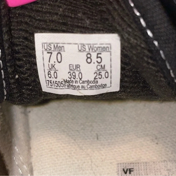 VANS Shark Teeth Custom Painted Old Skool Shoes Men’s Size 7 Women’s Size 8.5 - Picture 14 of 14